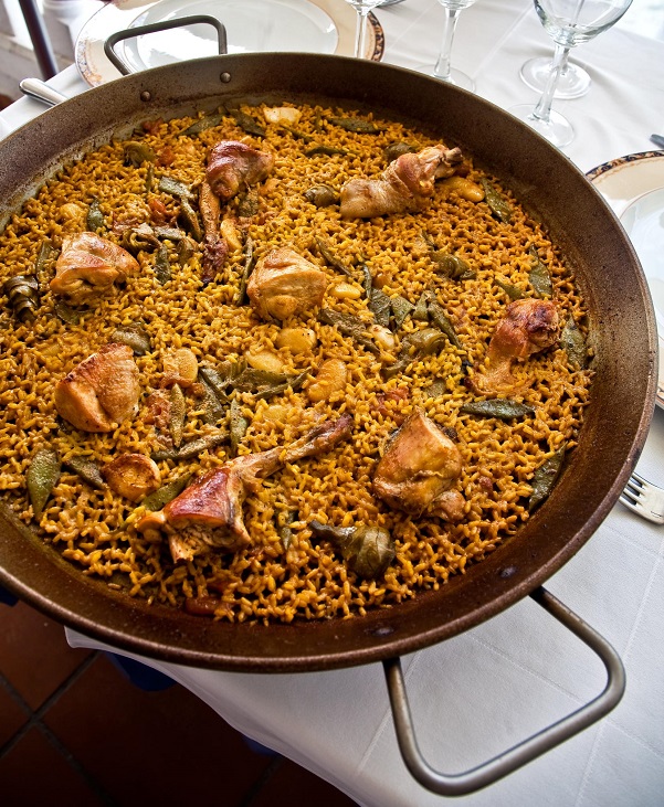 Paella valenciana